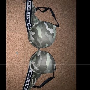 Victoria’s Secret Pink Bra 32DD